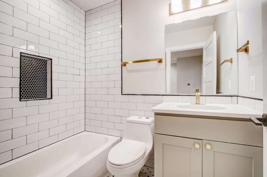 A Bathroom Remodel, How Much For Bathroom Remodel Labor