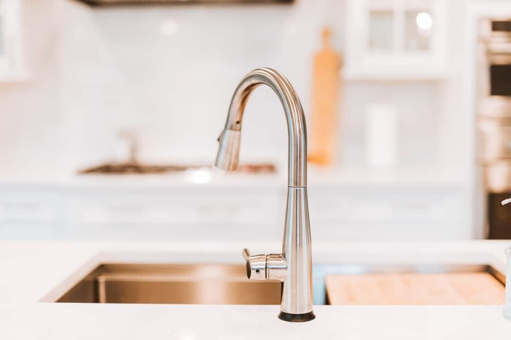 kitchen faucet fixtures