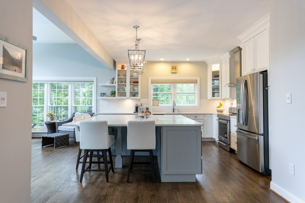 16 Tiny Kitchens That Prove Bigger Isn't Always Better - Laurel Home